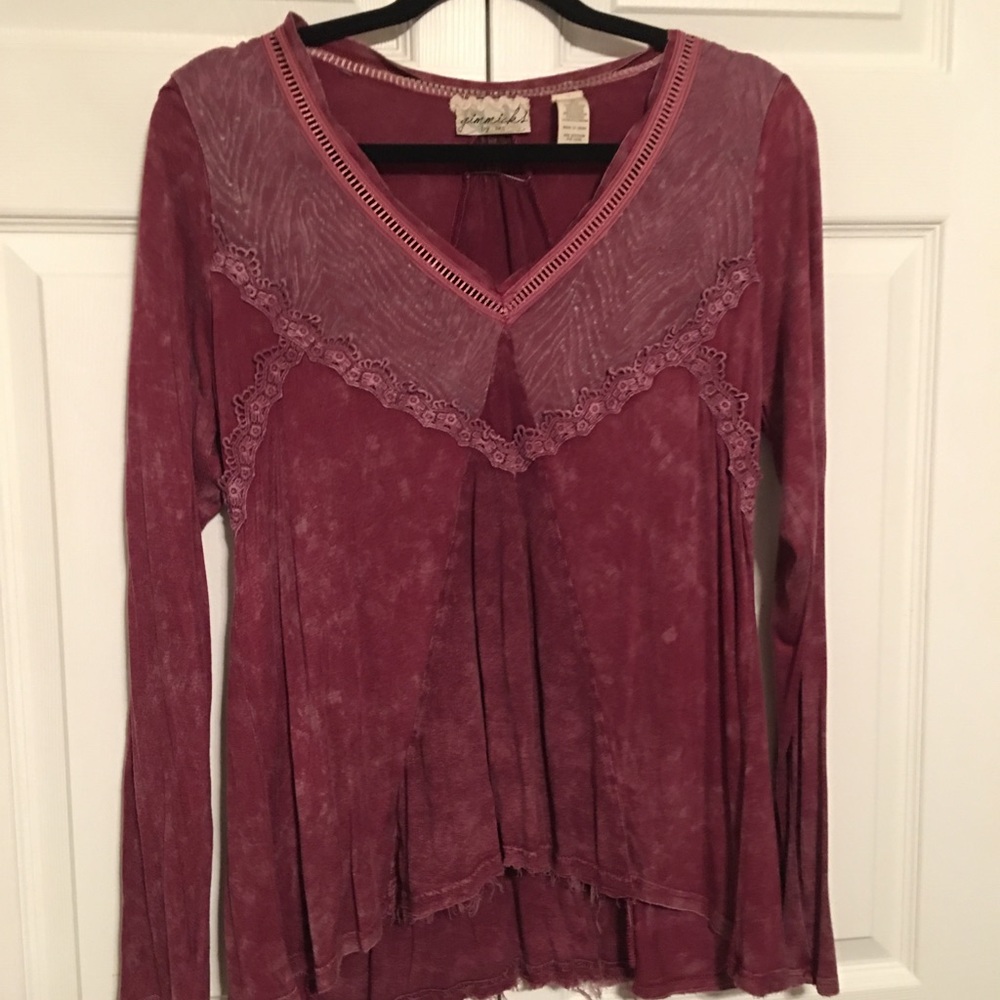 Burgundy hi-lo tunic top by Buckle - size Medium